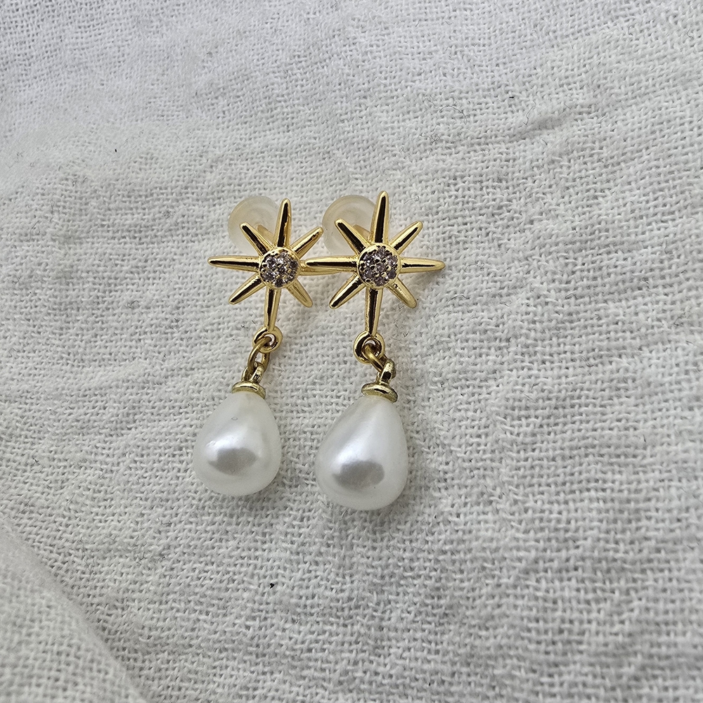 Gold Star Pearl Drop Earrings - Women's Jewelry